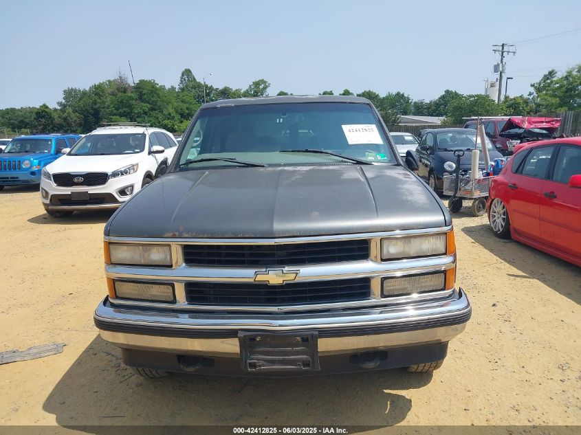 1999 Chevrolet Suburban 1500 VIN: GFNK16RXXJ446801 Lot: 42412825