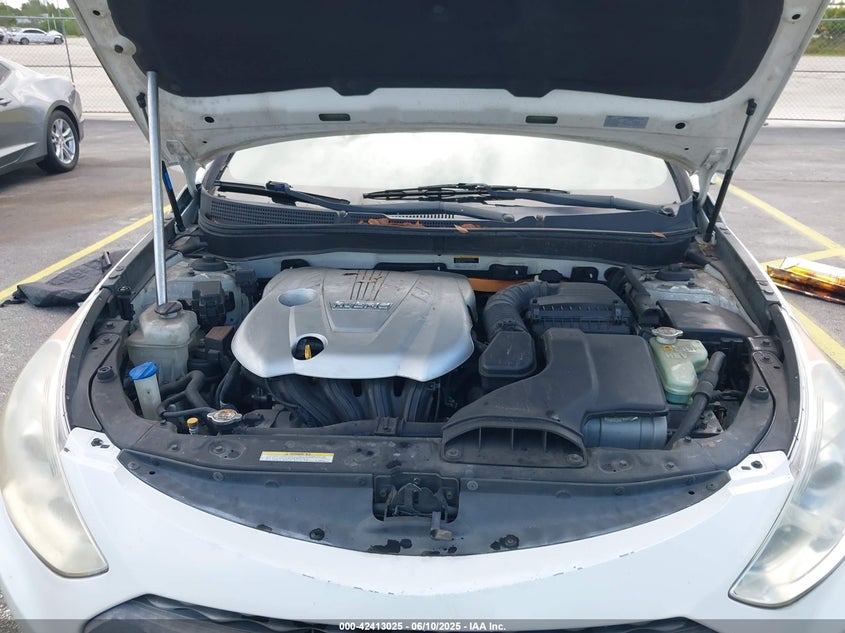 2012 HYUNDAI SONATA HYBRID VIN: KMHEC4A45CA032376