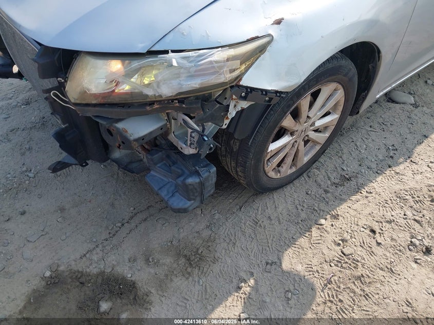 2012 HONDA CIVIC VIN: 2HGFG3B82CH523709