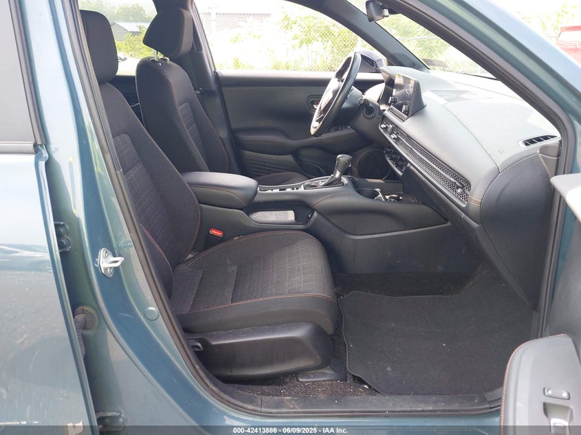 2023 HONDA HR-V VIN: 3CZRZ2H54PM724171