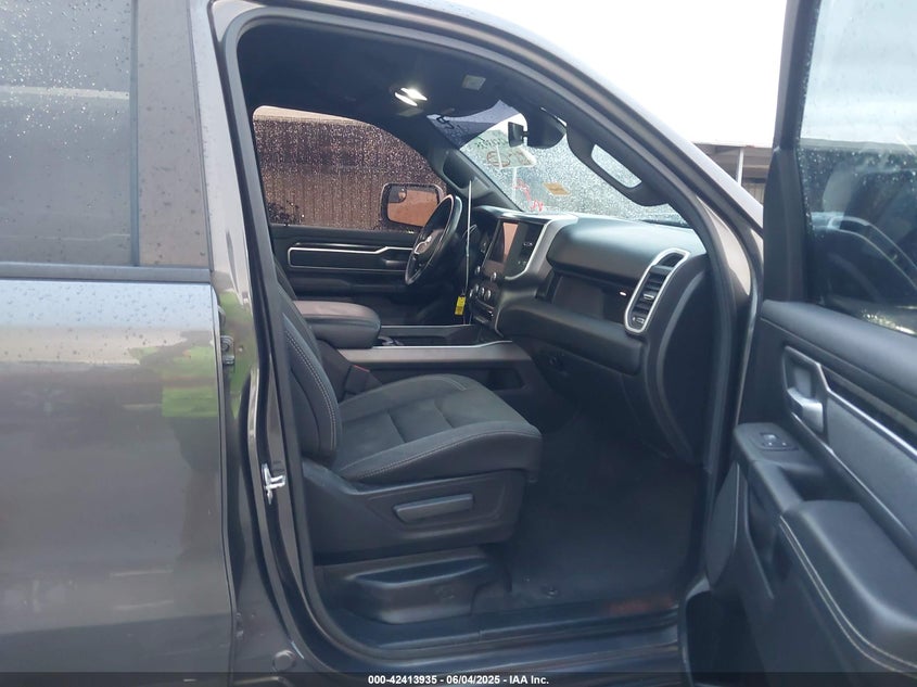 2019 RAM 1500 VIN: 1C6RREFT5KN822091