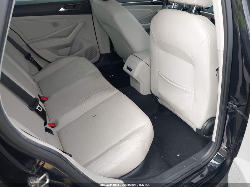 2019 VOLKSWAGEN JETTA 1.4T SEL - 3VWEB7BU2KM273950