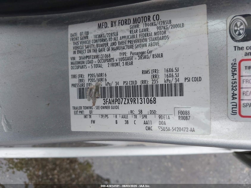 2009 FORD FUSION VIN: 3FAHP07ZX9R131068
