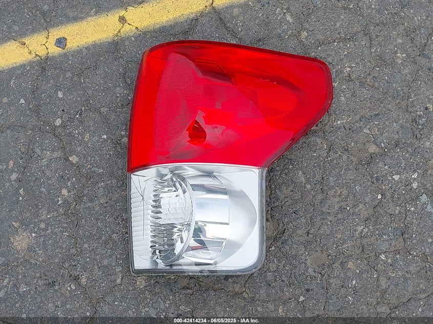 2008 Toyota Tundra Base 5.7L V8 VIN: 5TFCV54168X006161 Lot: 42414234