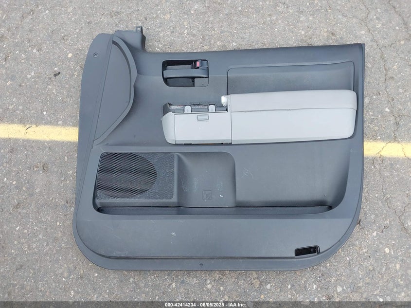 2008 Toyota Tundra Base 5.7L V8 VIN: 5TFCV54168X006161 Lot: 42414234