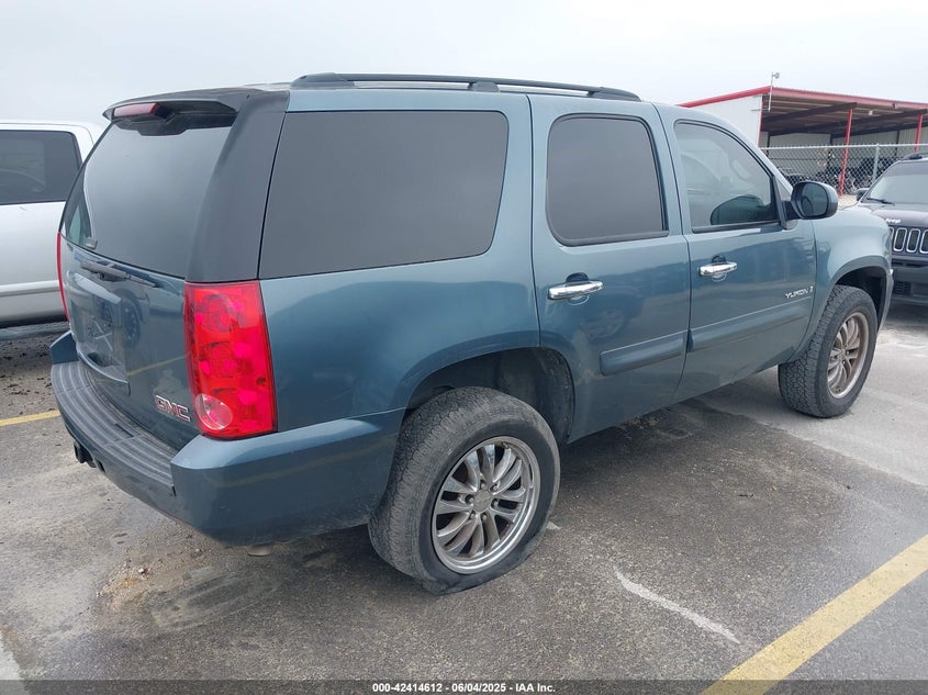 2008 GMC YUKON VIN: 1GKFC13C48R269014