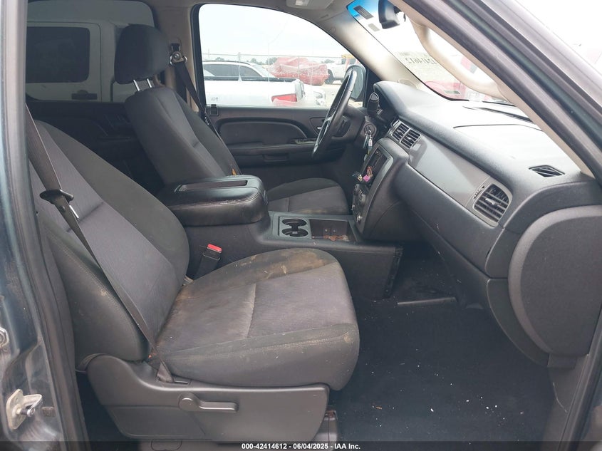 2008 GMC YUKON VIN: 1GKFC13C48R269014