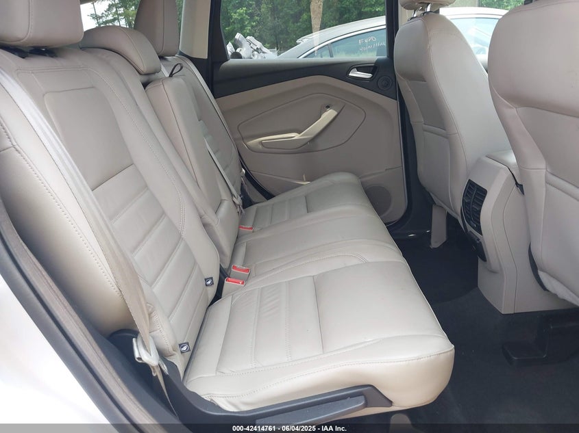 2017 FORD ESCAPE VIN: 1FMCU0JD8HUE87385