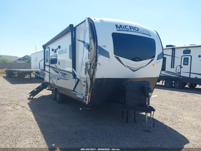 2022 FOREST RIVER FLAGSTAFF 22 FBS  (VIN: 4X4TFLX21ND450240)