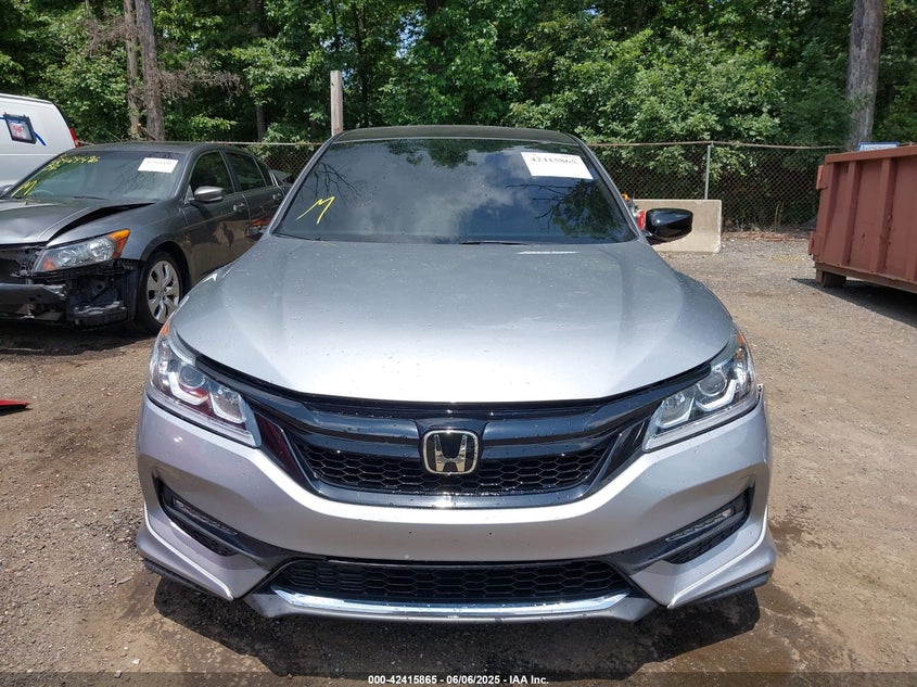 2017 HONDA ACCORD VIN: 1HGCR2F15HA058935