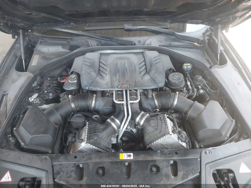2015 BMW M5 - WBSFV9C56FD595406