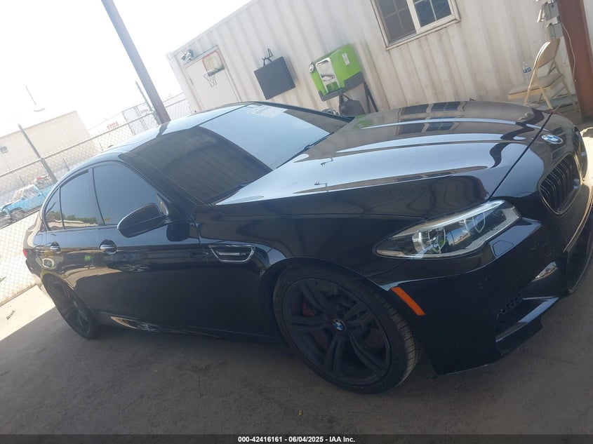 2015 BMW M5 - WBSFV9C56FD595406