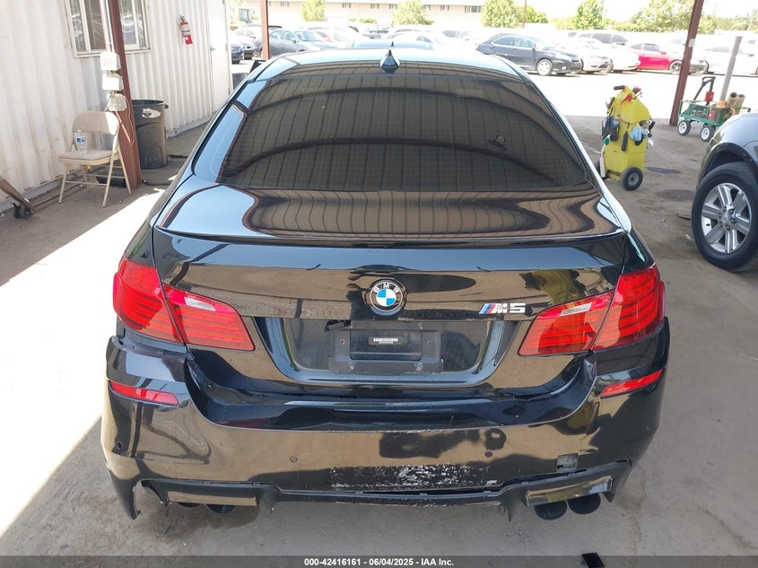 2015 BMW M5 - WBSFV9C56FD595406