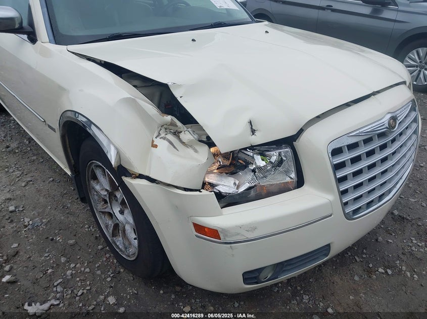2010 CHRYSLER 300 VIN: 2C3CA5CV3AH216165