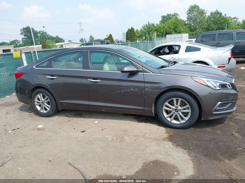 2016 HYUNDAI SONATA SE - 5NPE24AF7GH314042