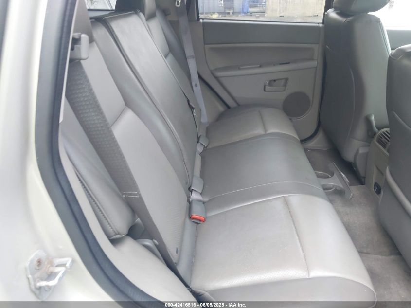 2008 Jeep Grand Cherokee Laredo VIN: 1J8GR48K98K136485 Lot: 42416516