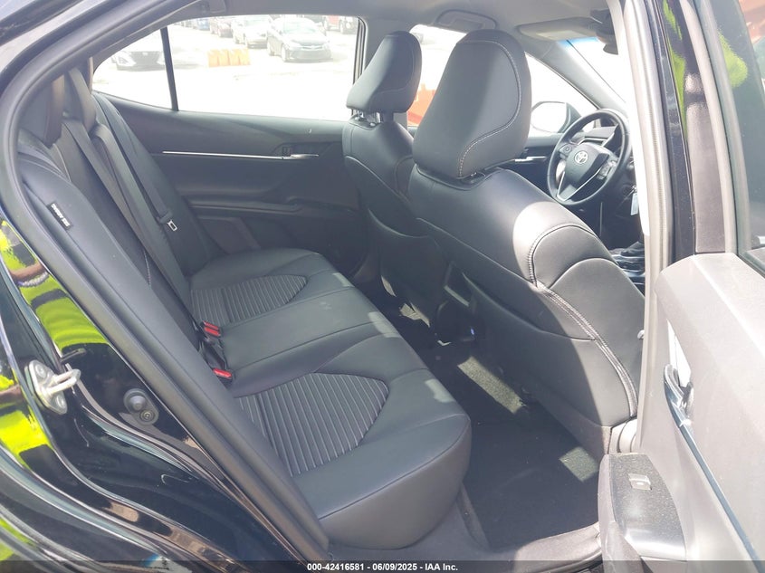 2019 TOYOTA CAMRY VIN: 4T1B11HK0KU854530