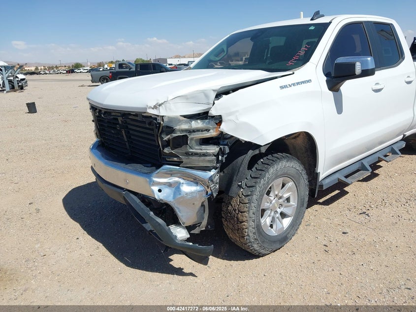 2019 CHEVROLET SILVERADO 1500 LT - 1GCRYDED2KZ370822