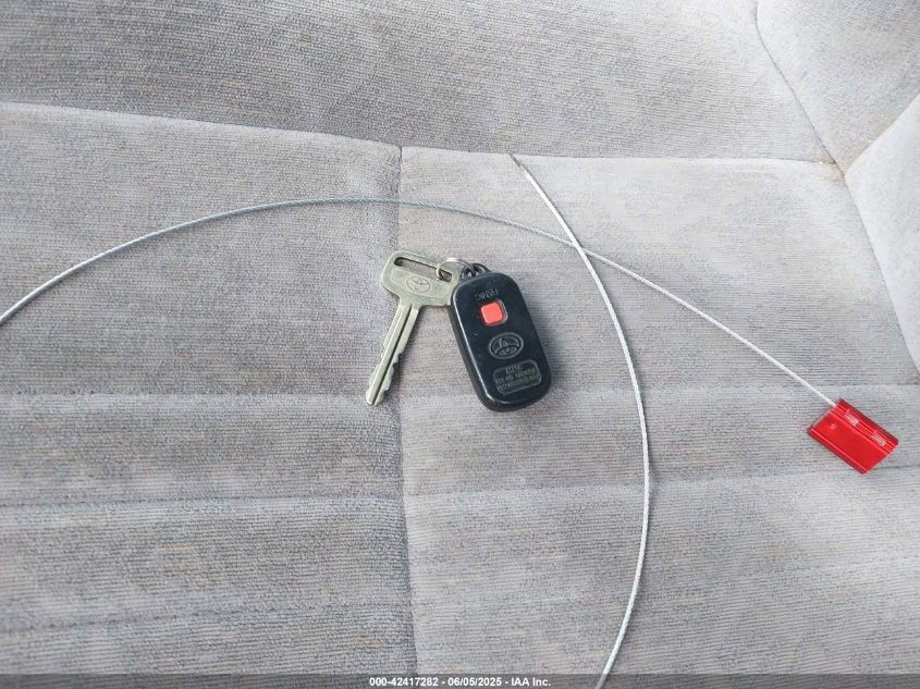 2000 Toyota Sienna Le/Xle VIN: 4T3ZF13C2YU21554 Lot: 42417282