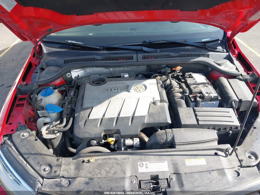 2014 VOLKSWAGEN JETTA VIN: 3VWLL7AJ8EM372627