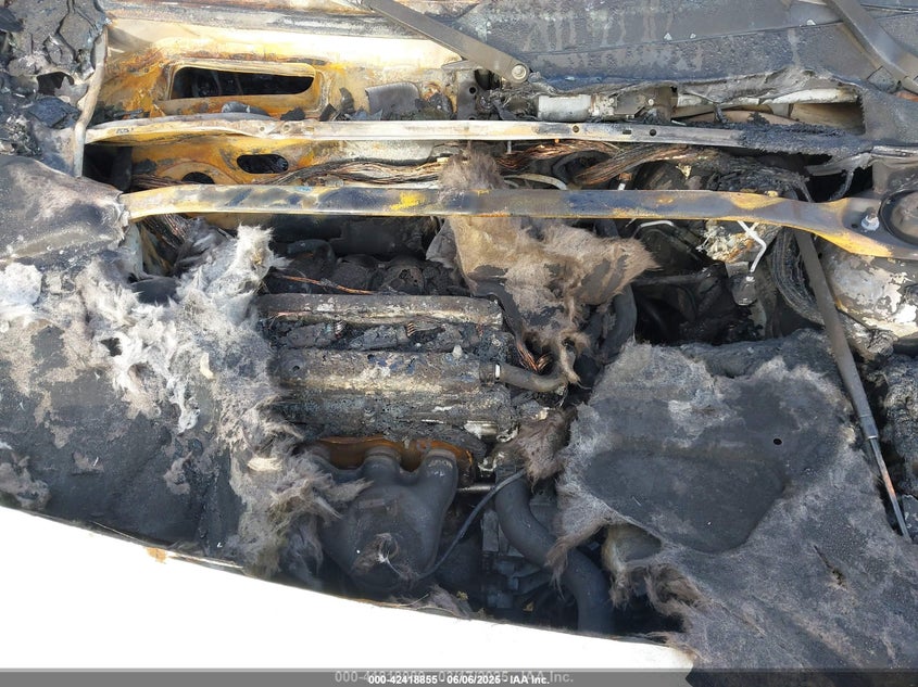 2004 Toyota Camry Se VIN: 4T1BE32K04U371938 Lot: 42418855