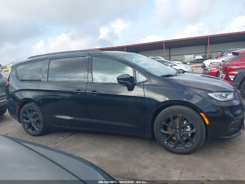 2025 Chrysler Pacifica - 2C4RC1GG9SR551916