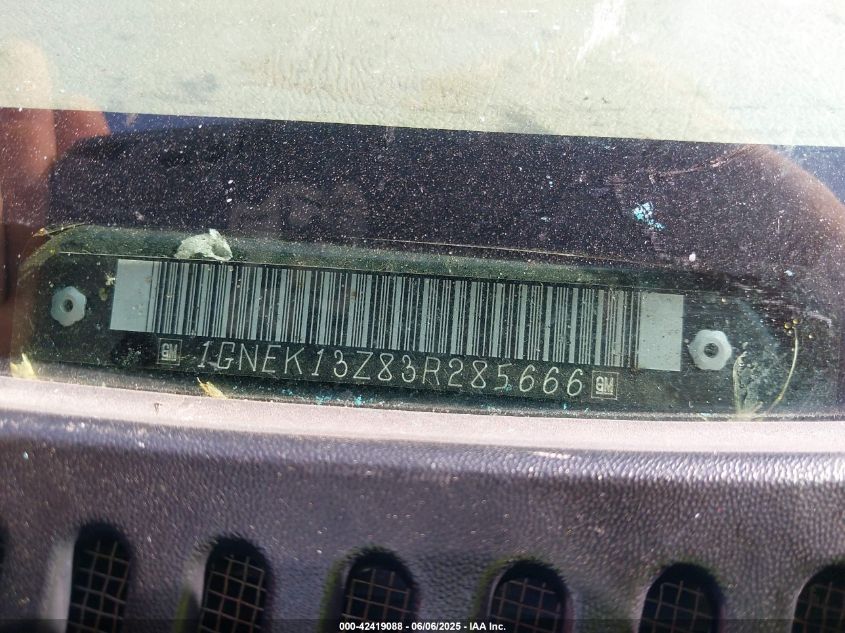 2003 Chevrolet Tahoe Z71 VIN: 1GNEK13Z83R285666 Lot: 42419088