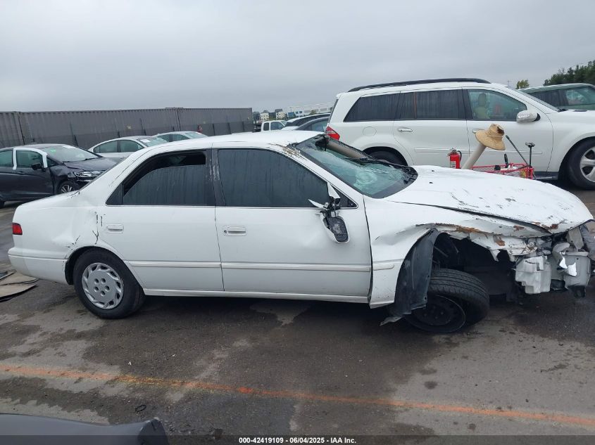 1997 Toyota Camry Le VIN: JT2BG22K1V0096610 Lot: 42419109