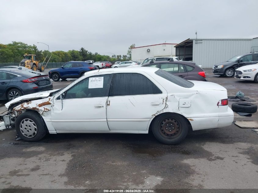 1997 Toyota Camry Le VIN: JT2BG22K1V0096610 Lot: 42419109