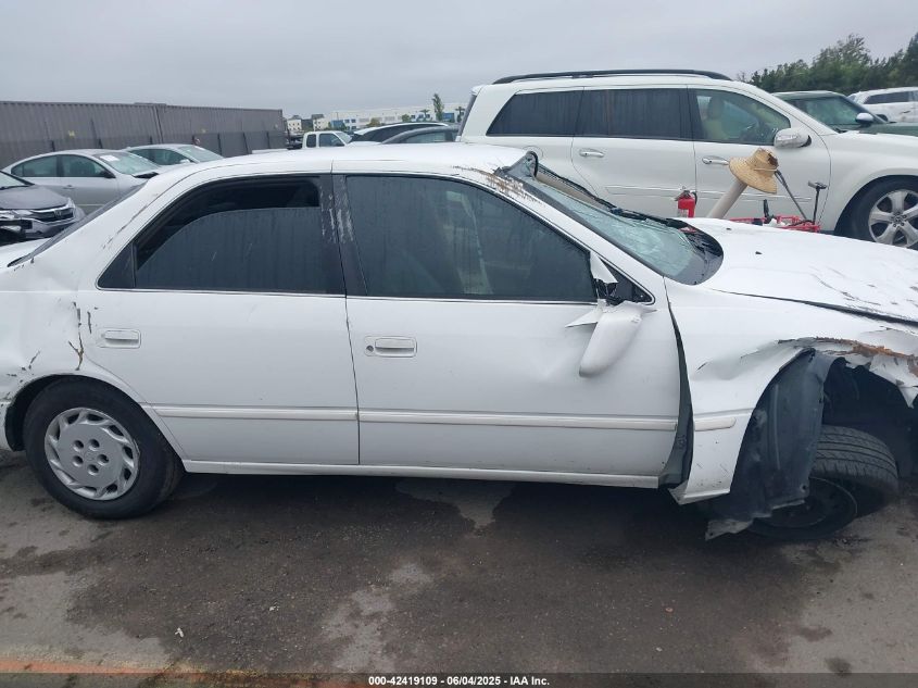 1997 Toyota Camry Le VIN: JT2BG22K1V0096610 Lot: 42419109