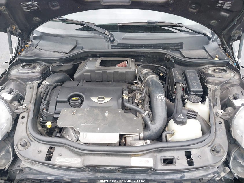 2014 MINI CLUBMAN VIN: WMWZG3C53ETY33385