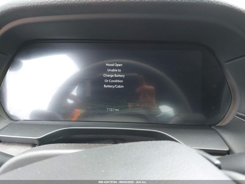 2024 Jeep Grand Cherokee - 1C4RJYB66R8516009