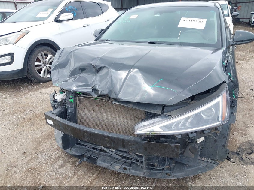 VIN 5NPD74LF9LH519768 2020 HYUNDAI ELANTRA SE