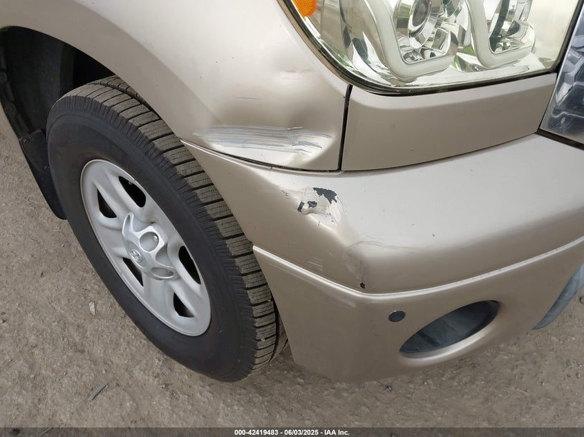 2008 Toyota Tundra Limited 5.7L V8 VIN: 5TFEV58198X051436 Lot: 42419483