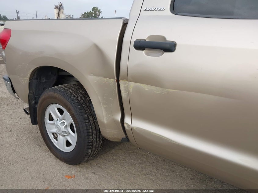 2008 Toyota Tundra Limited 5.7L V8 VIN: 5TFEV58198X051436 Lot: 42419483