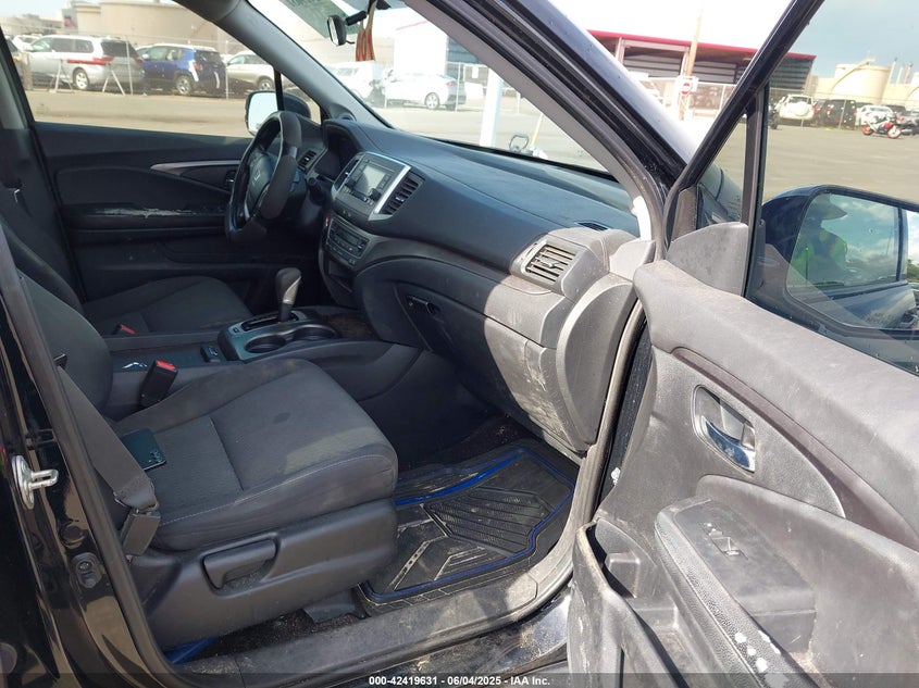 2017 HONDA RIDGELINE SPORT - 5FPYK2F11HB006113