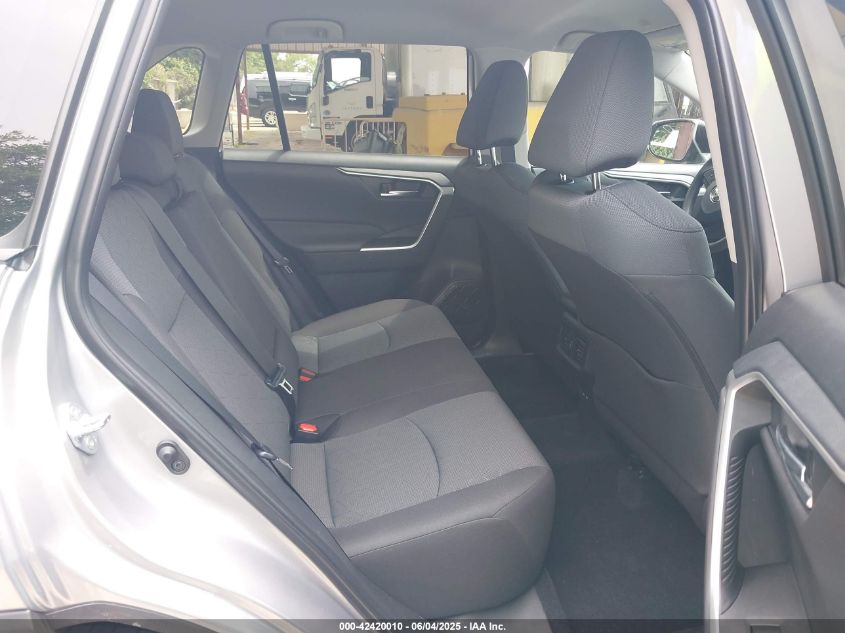 2025 Toyota RAV4 - 2T3W1RFV2SC326719