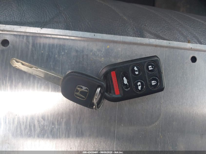 2007 Honda Odyssey Touring VIN: 5FNRL38857B104585 Lot: 42420461