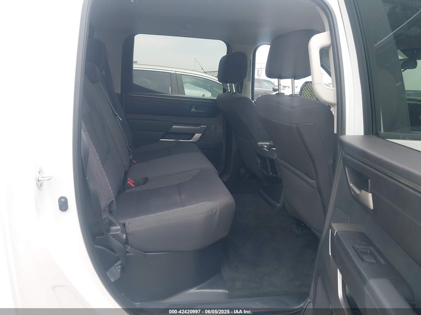 2024 TOYOTA TUNDRA SR5 4WD - 5TFLA5DB5RX202405