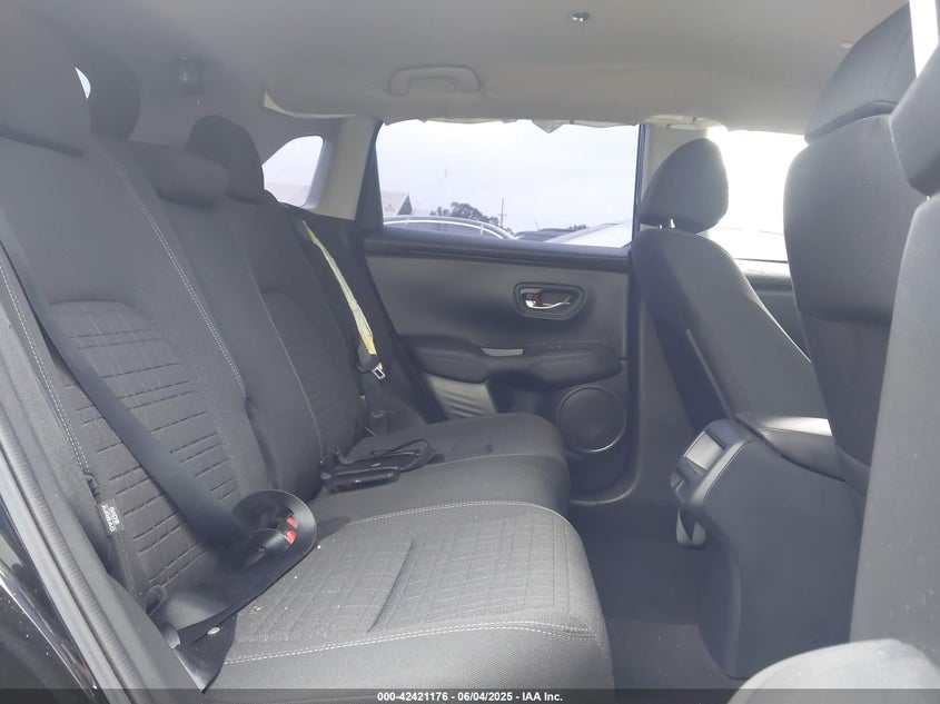 VIN 3CZRZ1H30RM702700 2024 HONDA HR-V 2WD LX
