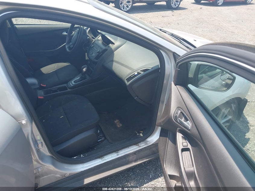 2018 FORD FOCUS SE - 1FADP3F26JL266393