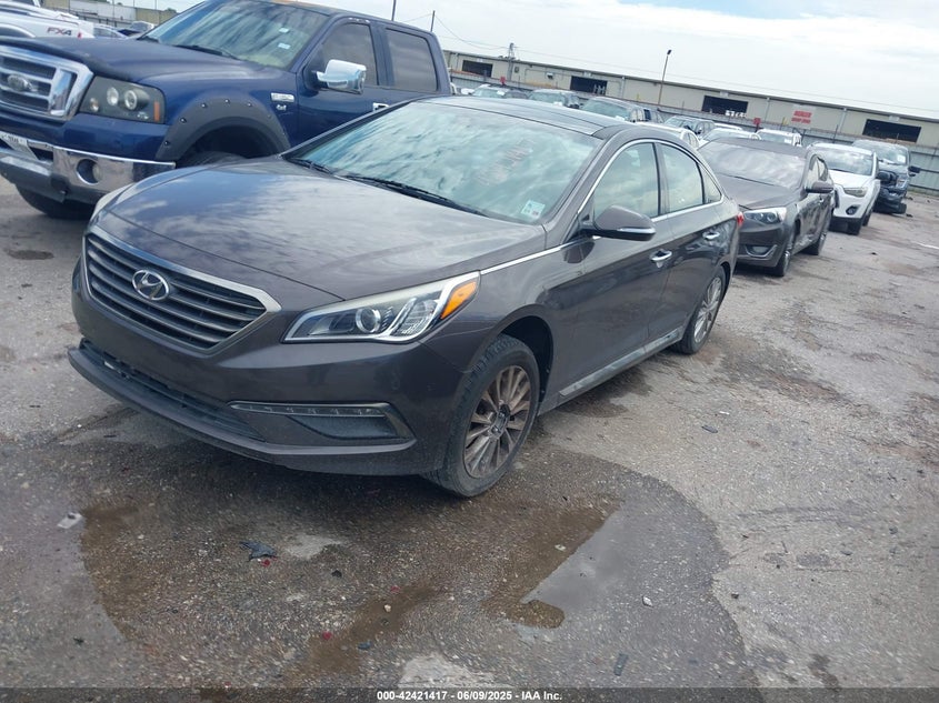 2015 HYUNDAI SONATA auction photo 2