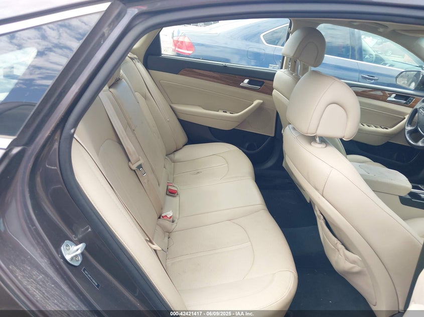 2015 HYUNDAI SONATA auction photo 8