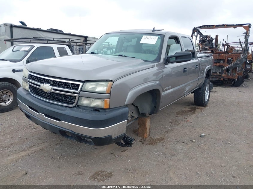 2006 CHEVROLET SILVERADO 2500HD VIN: 1GCHK23U86F163847
