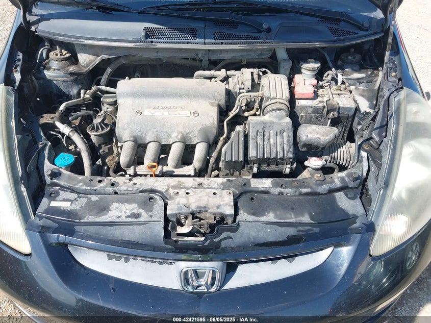 2008 Honda Fit VIN: JHMGD37418S070800 Lot: 42421595