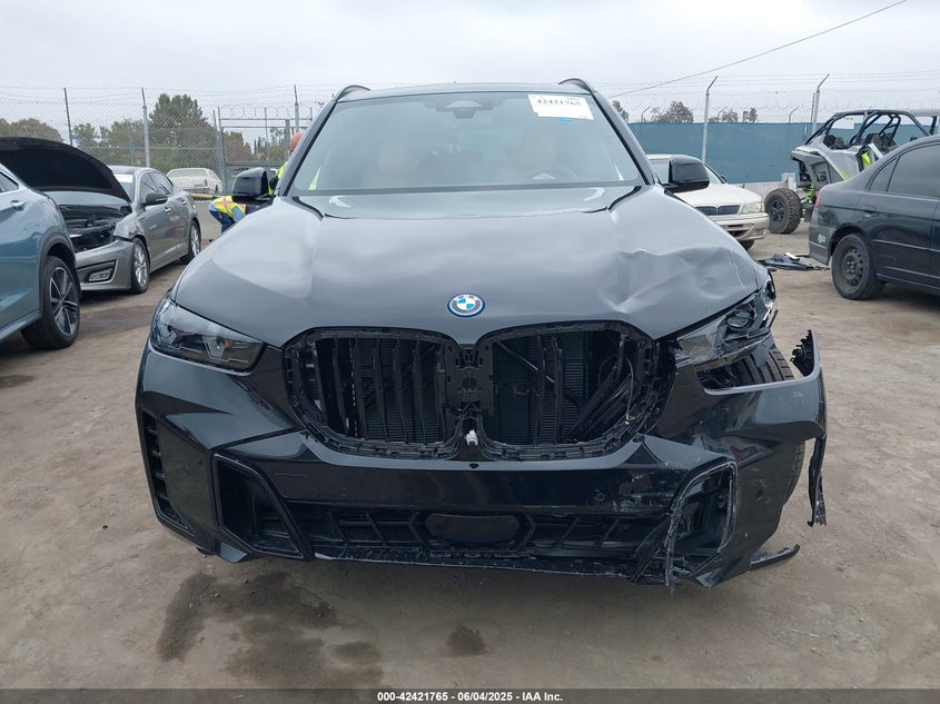 2025 BMW X5 PHEV XDRIVE50E 5UX43EU01S9Z70243