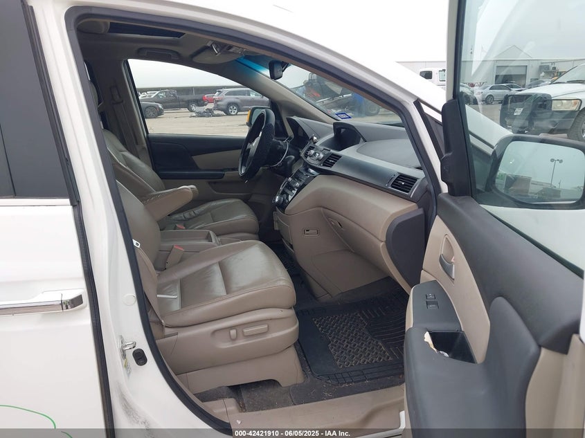 2011 HONDA ODYSSEY VIN: 5FNRL5H95BB054123