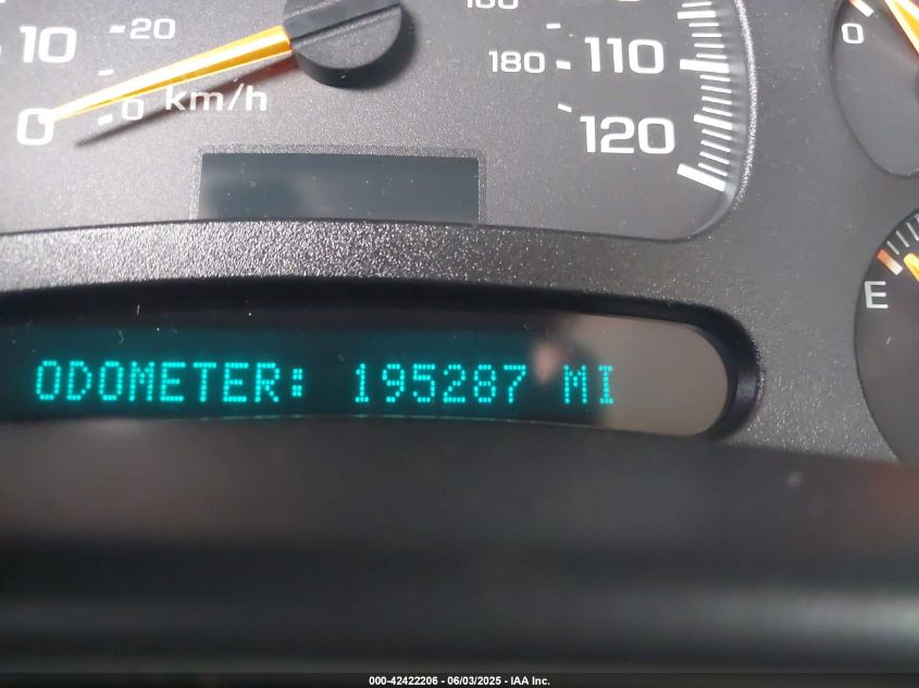 2005 GMC Sierra 1500 Sle VIN: 2GTEK13T151105704 Lot: 42422206