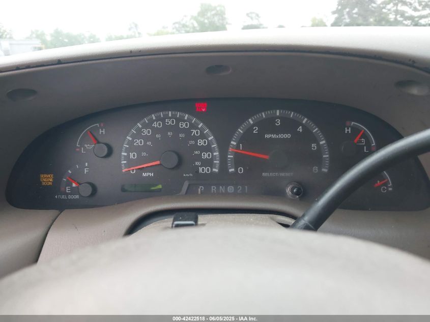 2001 Ford Expedition Xlt VIN: 1FMRU15W71LA29912 Lot: 42422518