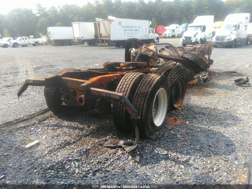 3AKJGBDV1KDKK8058 2019   photo no. 4